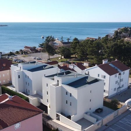 A&V Residence Новиград Екстериор снимка