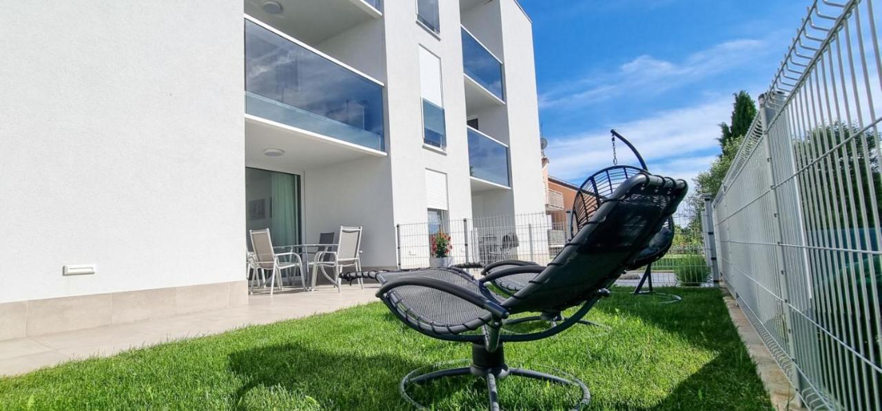 A&V Residence Новиград Екстериор снимка