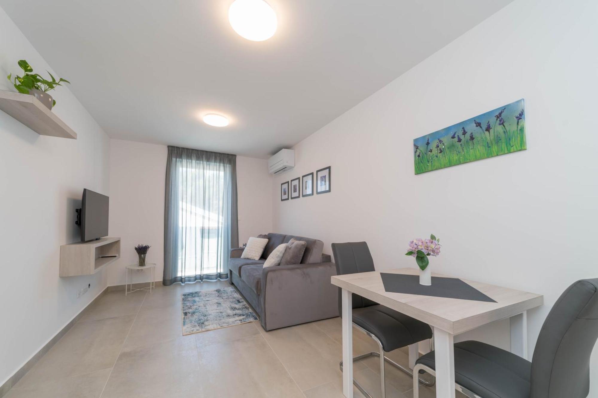 A&V Residence Новиград Стая снимка