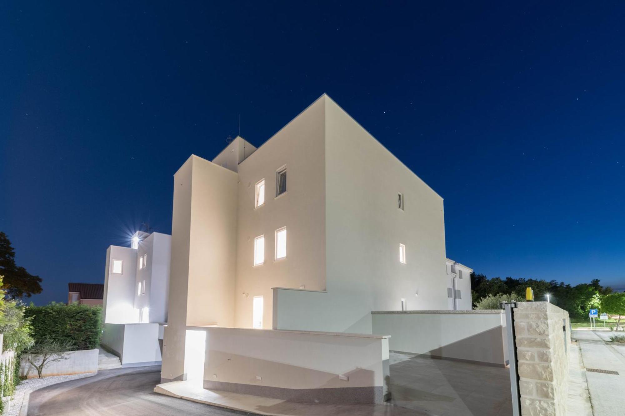 A&V Residence Новиград Екстериор снимка
