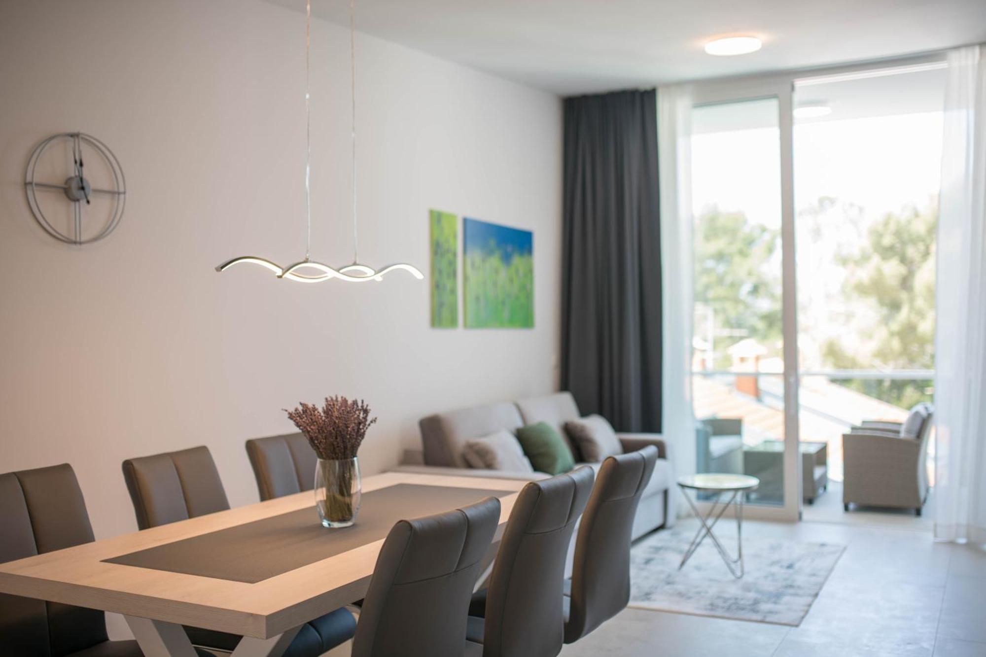 A&V Residence Новиград Екстериор снимка
