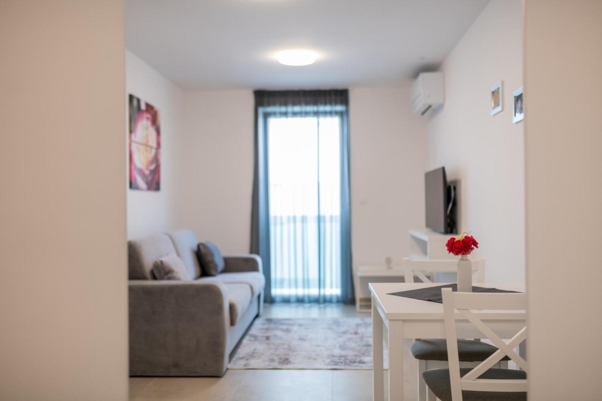 A&V Residence Новиград Стая снимка